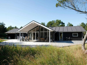 Luxury Holiday Home in lb k with Sauna in Ålbæk